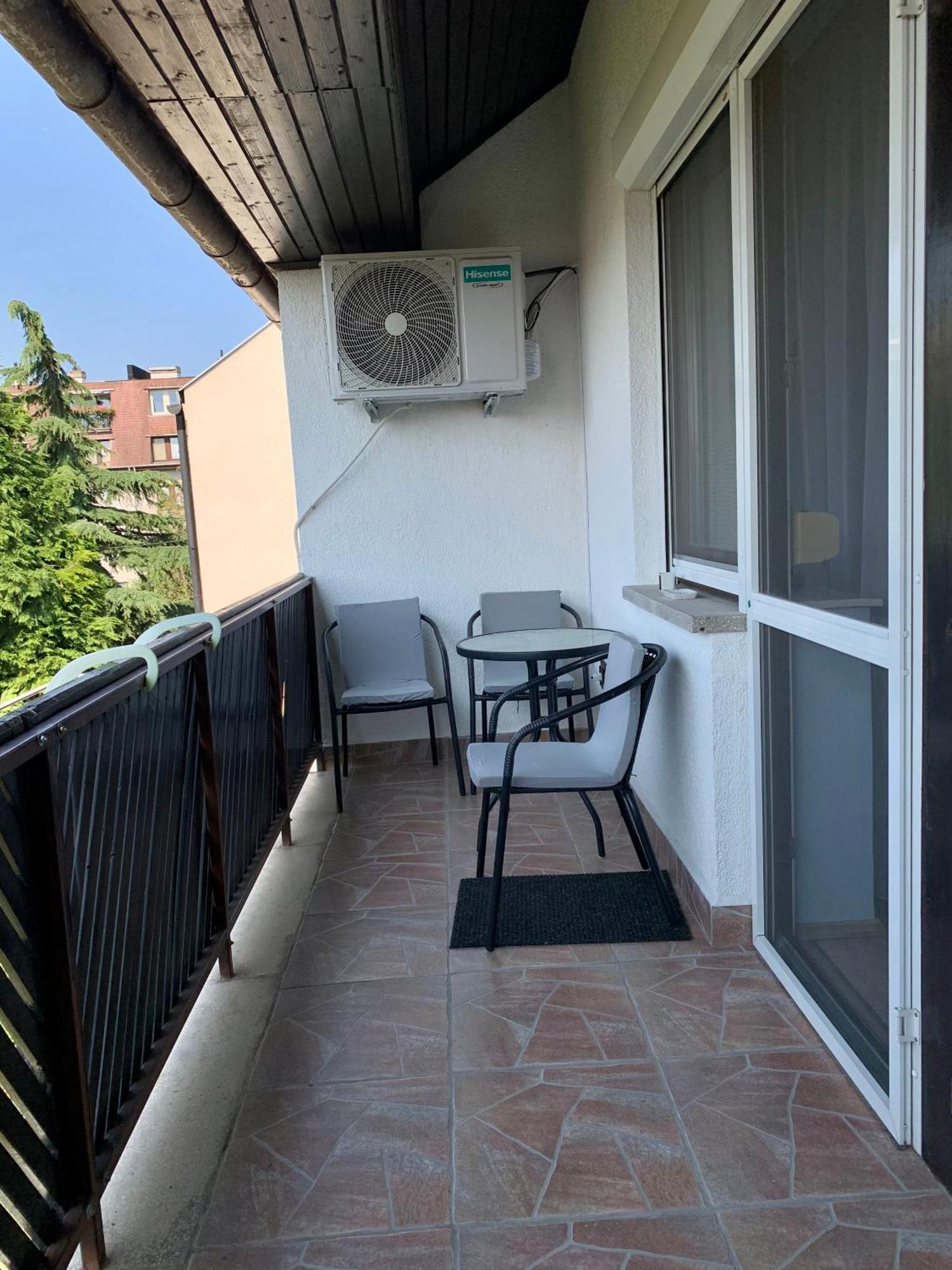 Aloe Apartman Sopron Luaran gambar