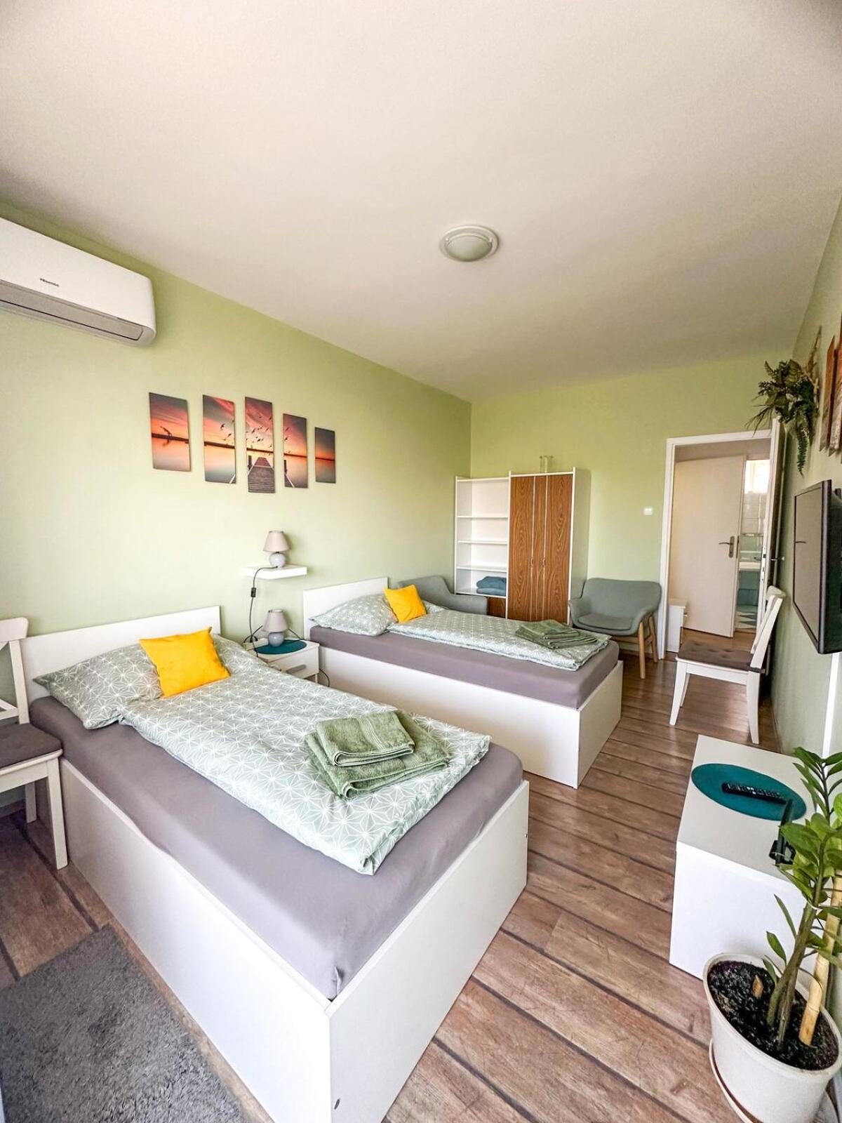 Aloe Apartman Sopron Luaran gambar