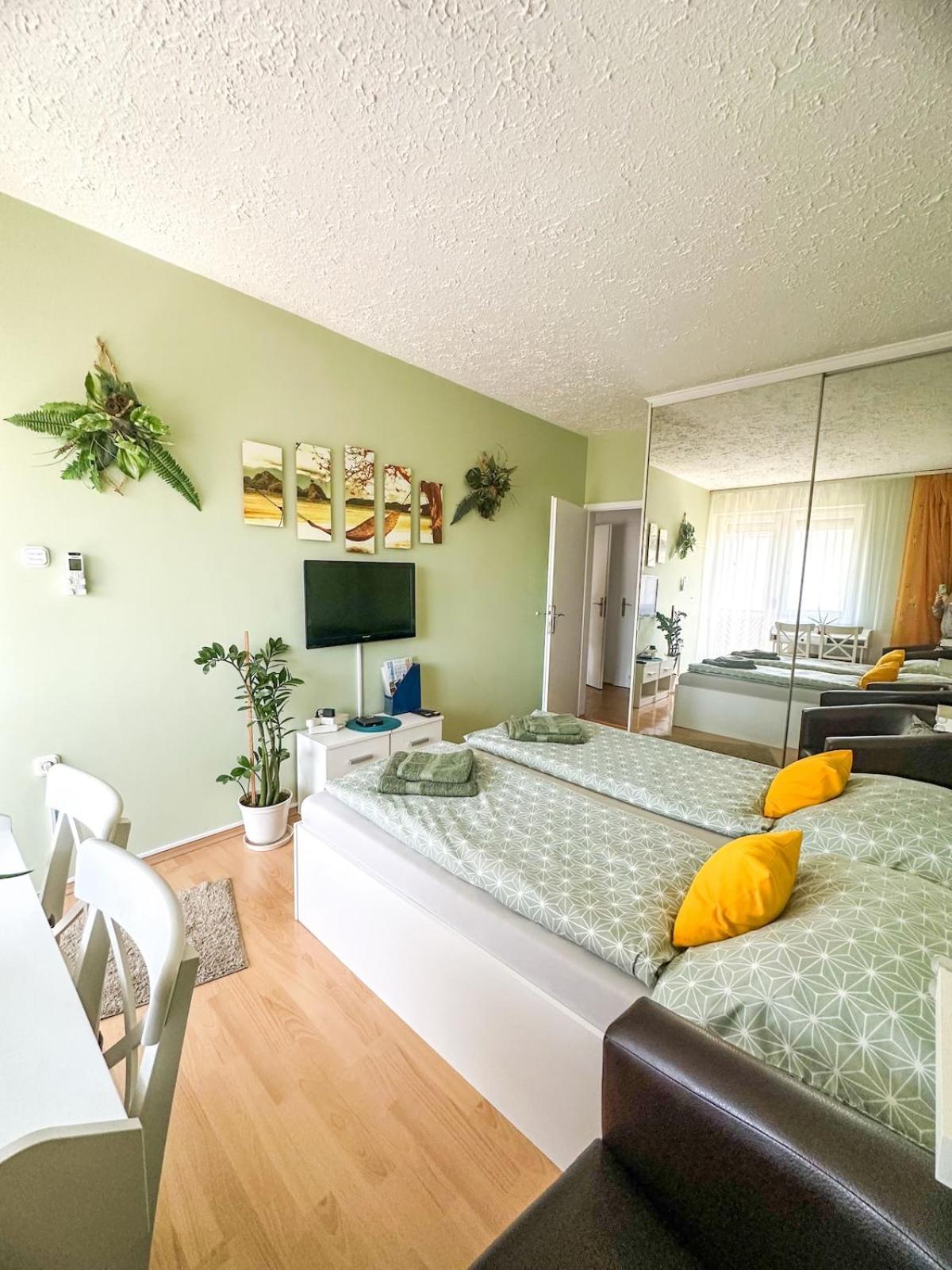 Aloe Apartman Sopron Luaran gambar